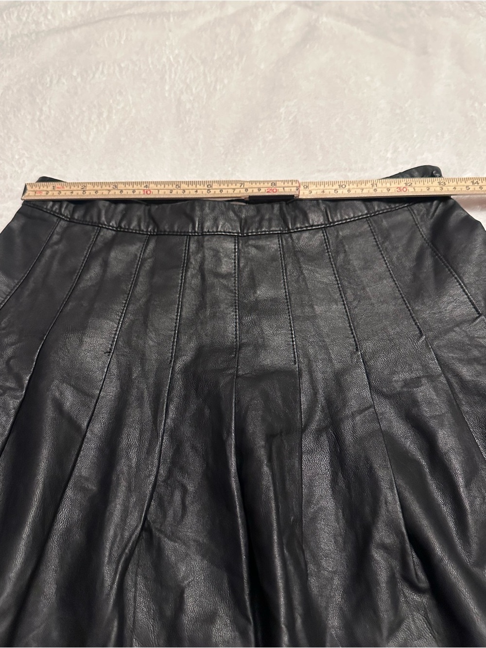 Aeropostale Black Faux Leather Skater Skirt Size Small - Picture 5 of 8